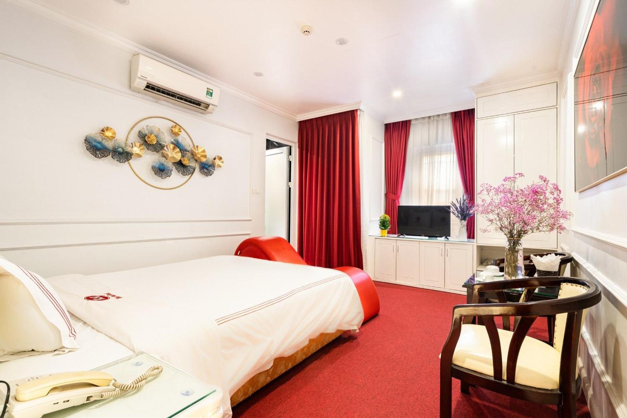 Kieu Anh Hotel - 81 Trung Kinh - By Bay Luxury Ханой Экстерьер фото